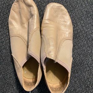 Capezio Ladies Jazz Shoe EJ2 Caramel size 7 adult